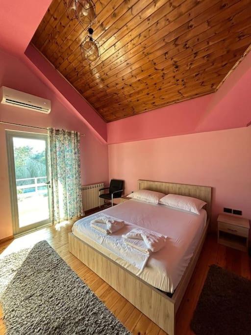 Private Hillside Villa Near Teg Full Privacy Tirana Exteriér fotografie